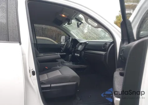 2016 Toyota Tundra Sr5 5.7L V8 z USA, uszkodzony, nr VIN 5TFDY5F11GX510351